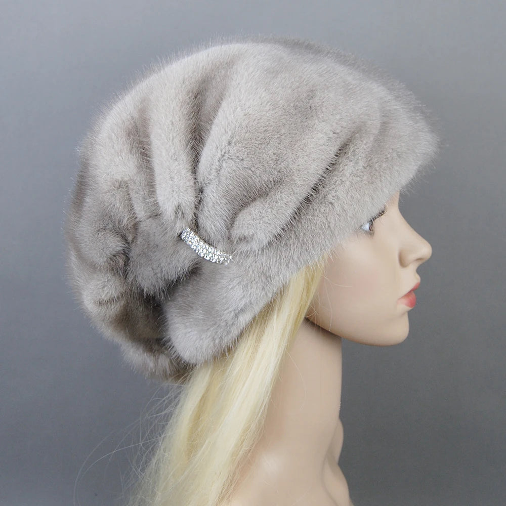 2024 Fashion Hot Whole Genuine Mink Fur Hats Female Winter With Mink Fur Pompons Elegant Luxury High Quality Ladies Beanie Hat